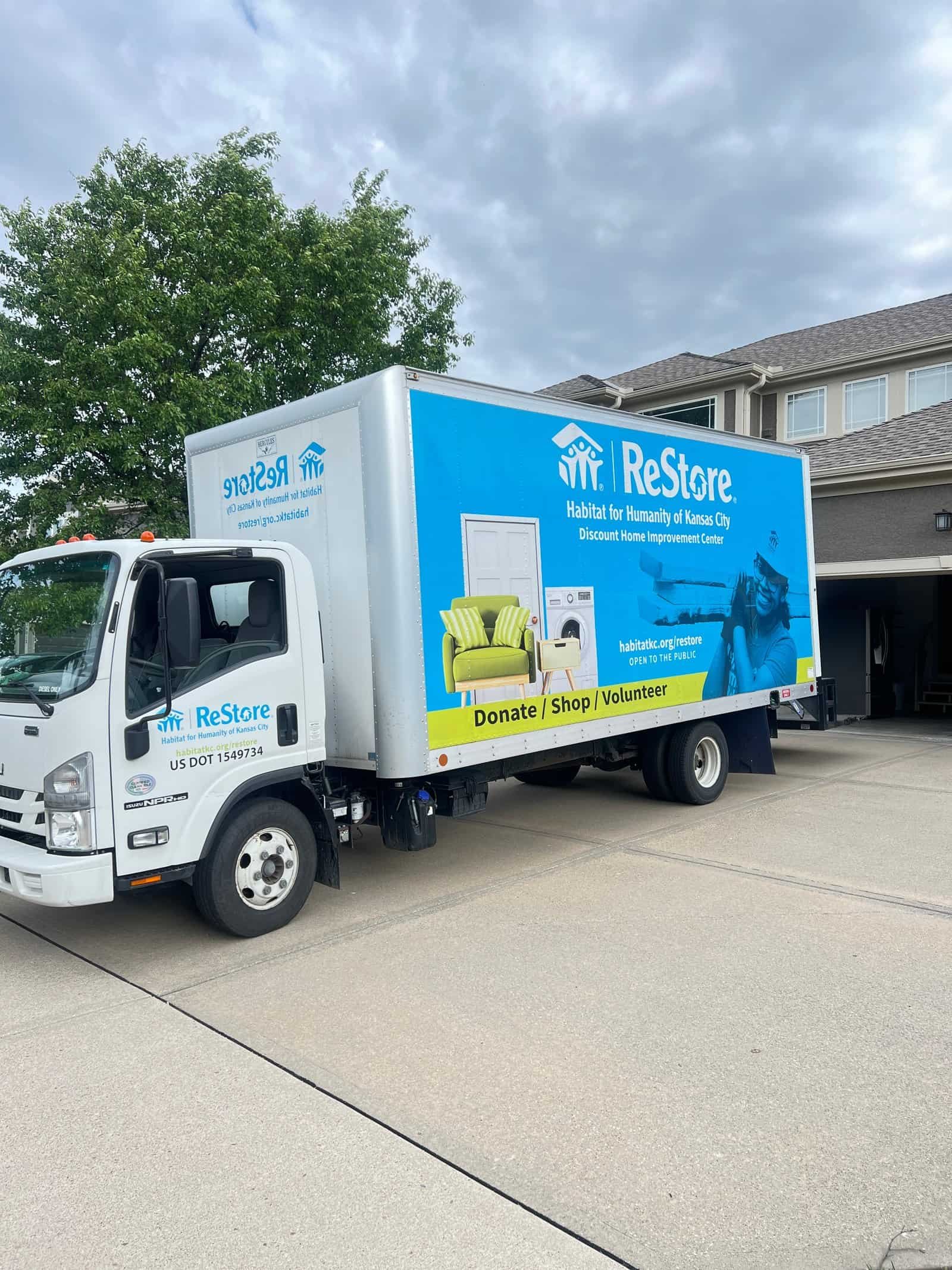 Cabinet donation pickup for Habitat for Humanity KC ReStore in Shawnee, KS